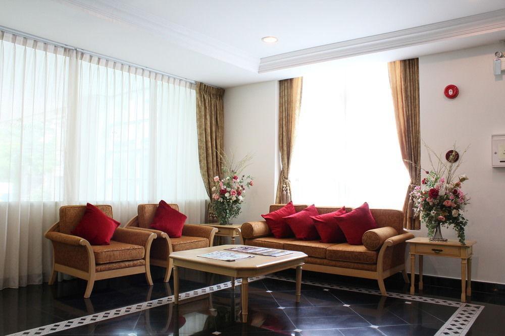 Romance Hotel Bangna Bangkok Exterior foto